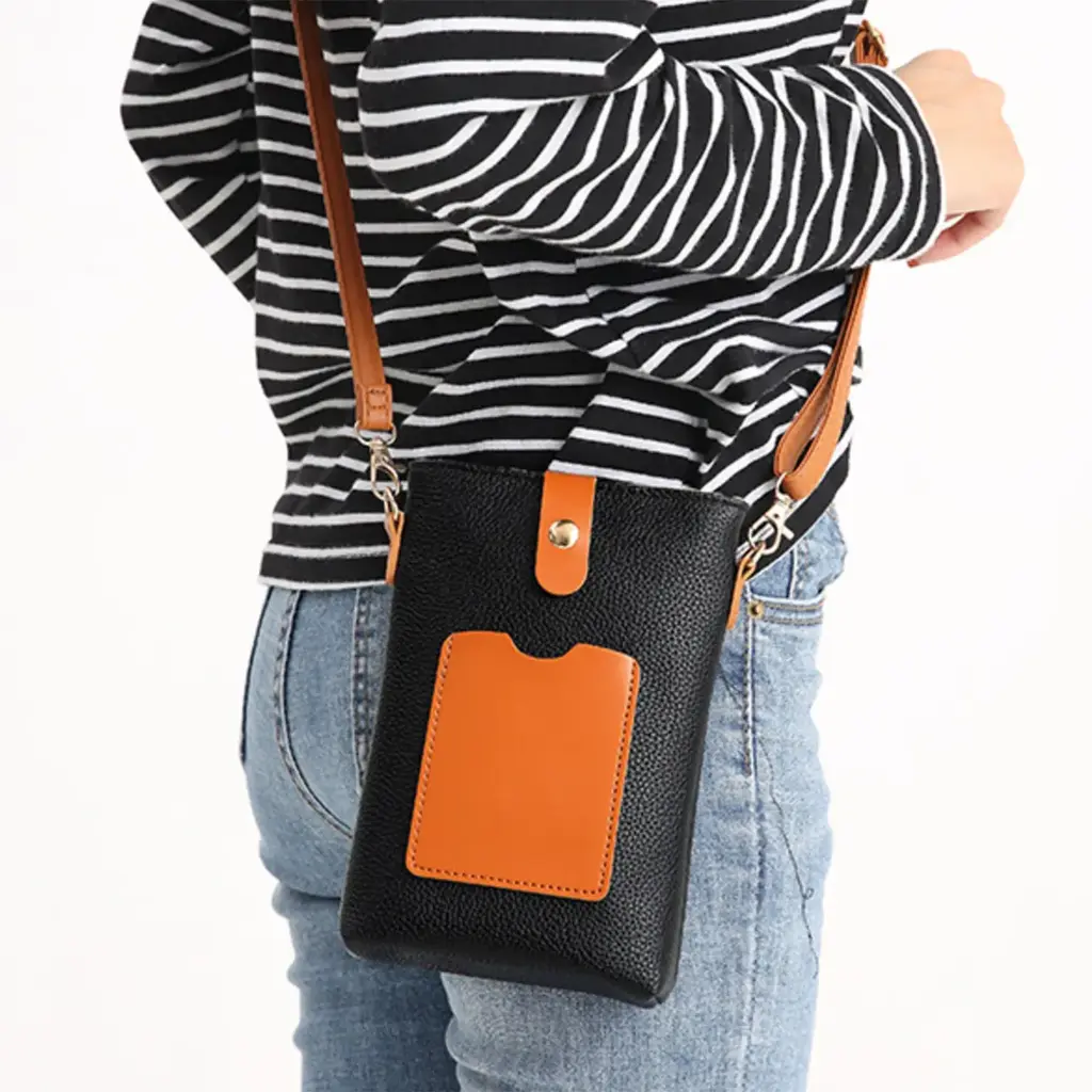 Mobile phone pouch 